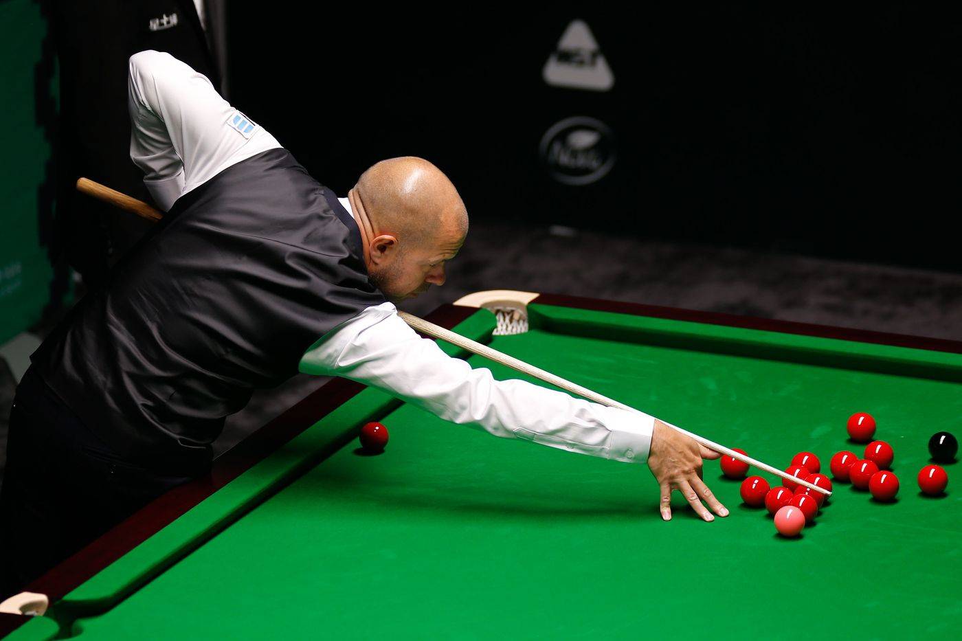 而是通过跑 而是通过跑